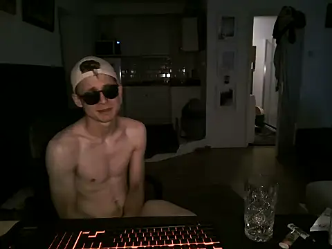 mihaimichael online show from May 17, 2026, 2:13 pm
