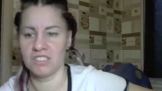 TherestlessKitty online show from October 18, 2025, 6:05 am