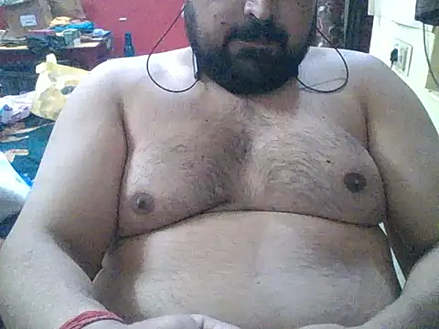 Snapshot of ARYANAVAILABLE chatting on December 20, 2025, 9:33 pm ARYANAVAILABLE online show from December 20, 2025, 9:33 pm