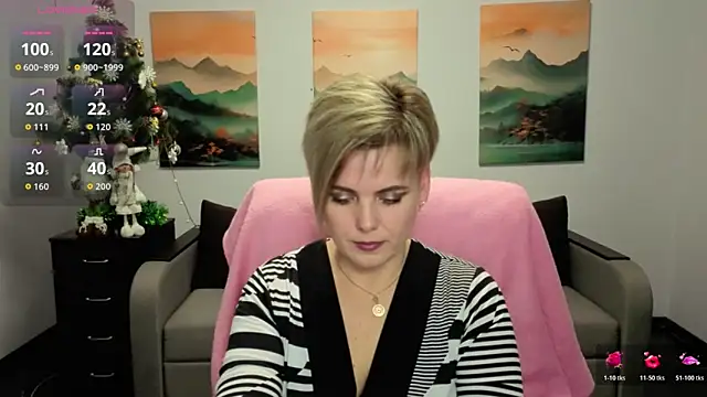 Julia Wilsone online show from December 20, 2025, 2:13 pm