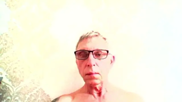 Snapshot of BobbyXRoyal chatting on June 30, 2026, 10:16 am BobbyXRoyal online show from June 30, 2026, 10:16 am