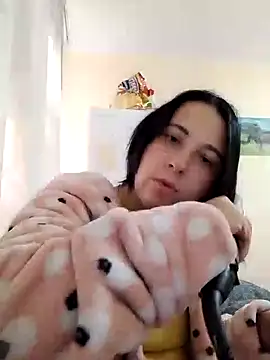 Gussie Bridie online show from October 9, 2025, 4:32 am