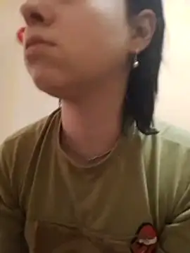 Gussie Bridie online show from October 18, 2025, 5:43 am