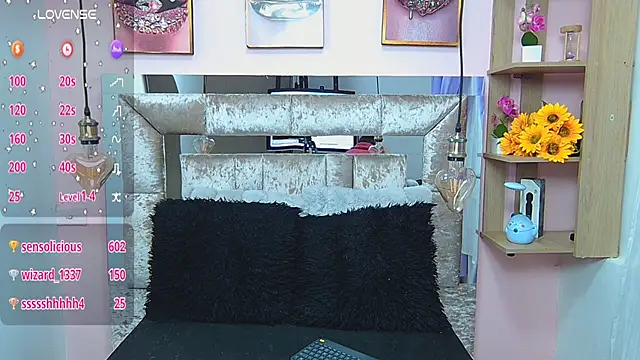 Vaioletcooper online show from March 16, 2025, 3:25 am