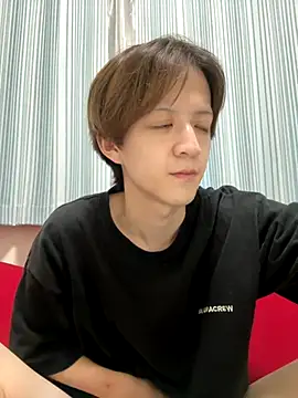 yuuuuma578 online show from November 13, 2025, 8:57 am