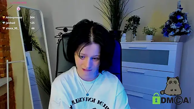 Snapshot of Alina_Mills chatting on January 12, 2025, 5:11 pm Alina Mills online show from January 12, 2025, 5:11 pm