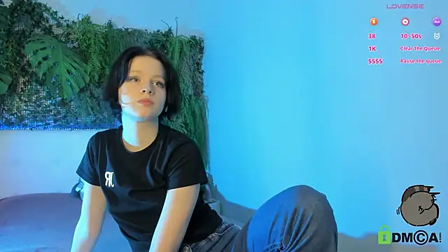 Snapshot of Alina_Mills chatting on January 24, 2025, 3:13 pm Alina Mills online show from January 24, 2025, 3:13 pm