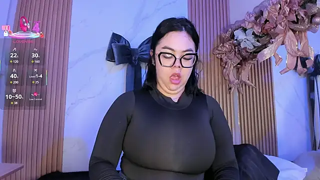 juicy led  online show from December 22, 2025, 11:07 am