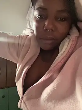 Snapshot of Goddess_Nafeesha chatting on November 14, 2025, 4:17 pm Goddess Nafeesha online show from November 14, 2025, 4:17 pm