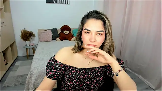 Alexa Dolly12 online show from March 28, 2026, 6:35 am