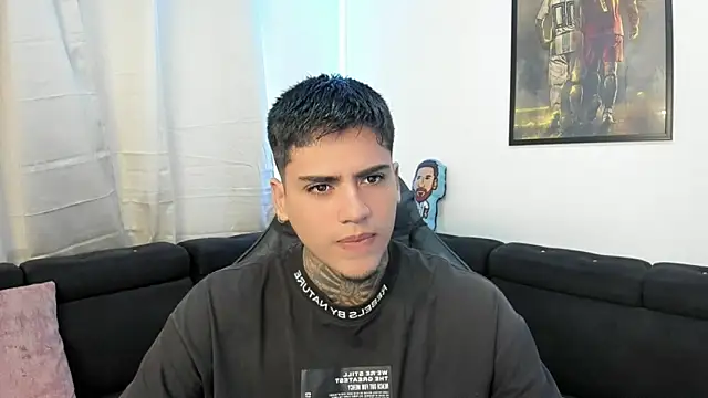 Snapshot of mad_maxxx2 chatting on February 5, 2025, 12:27 pm mad maxxx2 online show from February 5, 2025, 12:27 pm