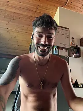 fisicato online show from September 16, 2025, 2:40 pm