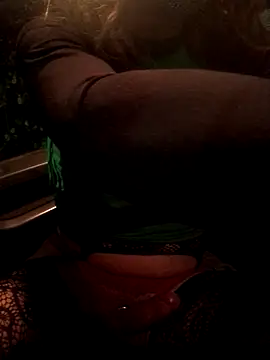 valeriatra69 online show from November 12, 2025, 8:52 pm