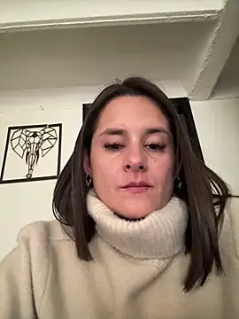 Alice milf  online show from April 10, 2026, 4:01 pm