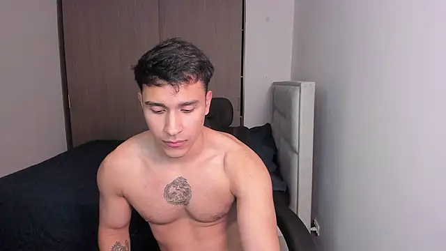 JayMarcos  online show from December 22, 2024, 3:22 am