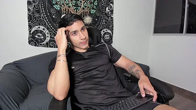 JayMarcos  online show from March 17, 2025, 2:08 am