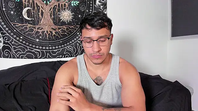 JayMarcos  online show from October 18, 2025, 2:47 am