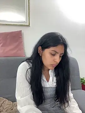 Snapshot of cloe_small chatting on January 23, 2025, 3:58 am cloe small online show from January 23, 2025, 3:58 am