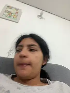 Snapshot of cloe_small chatting on January 31, 2025, 3:41 am cloe small online show from January 31, 2025, 3:41 am