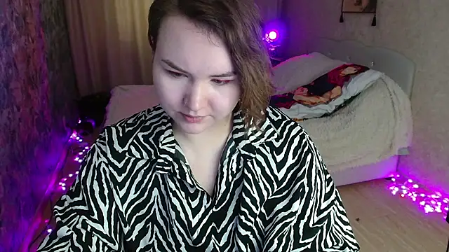 Jenny Fox online show from March 19, 2026, 3:54 am