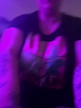 lairarose online show from October 21, 2025, 1:34 pm