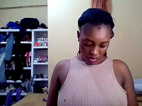 Zara Twilight online show from December 20, 2025, 10:11 am