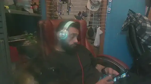 C8L3U online show from February 16, 2025, 4:20 am