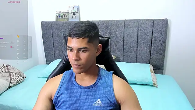 Iamdylan777 online show from November 26, 2025, 7:48 pm