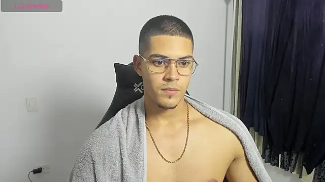 Iamdylan777 online show from February 14, 2026, 7:38 am