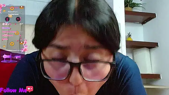 scarlleth  online show from January 28, 2025, 3:14 pm