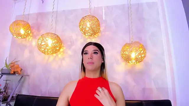 victoria aleia  online show from March 4, 2025, 8:38 pm