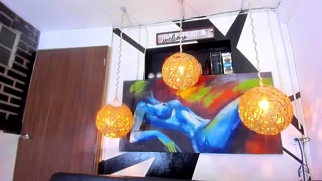 victoria aleia  online show from September 10, 2025, 10:43 pm