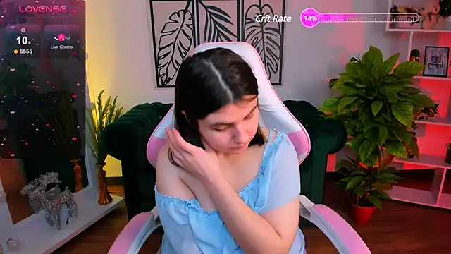 Viola  Shy online show from January 21, 2025, 3:37 am