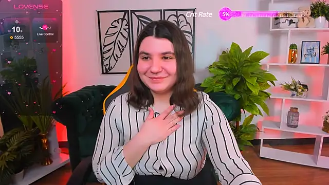 Viola  Shy online show from March 7, 2025, 9:17 pm