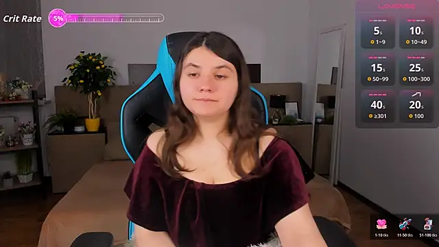 Viola  Shy online show from December 16, 2025, 9:09 pm