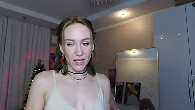 Snapshot of VeronicaRoss chatting on December 21, 2024, 5:14 am VeronicaRoss online show from December 21, 2024, 5:14 am