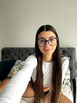 Wildberry  online show from October 2, 2025, 7:48 am