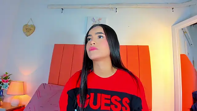 Snapshot of valen_rose0 chatting on October 10, 2025, 12:04 pm valen rose0 online show from October 10, 2025, 12:04 pm