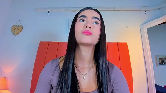 Snapshot of valen_rose0 chatting on November 12, 2025, 12:16 pm valen rose0 online show from November 12, 2025, 12:16 pm