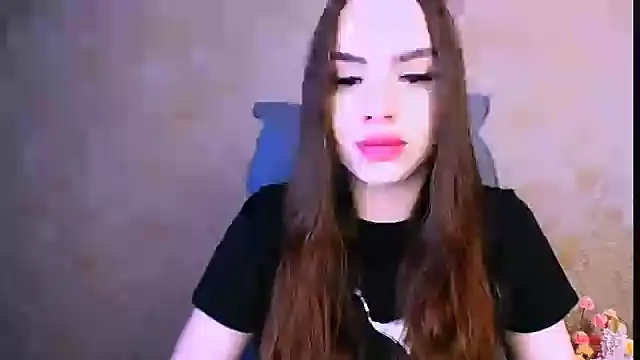 Snapshot of _your_fantasy_girl chatting on March 9, 2026, 11:47 am your fantasy girl online show from March 9, 2026, 11:47 am