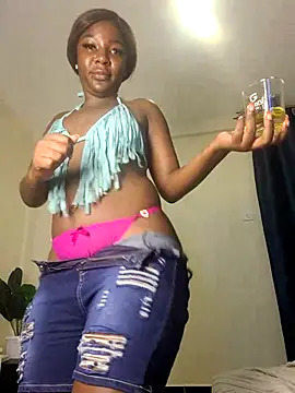 Sexxy mariana online show from May 30, 2026, 6:21 am