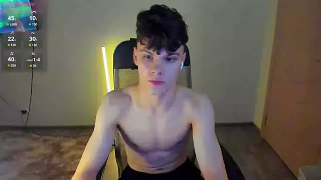 Snapshot of Aiden_Sensual chatting on September 11, 2025, 6:30 pm Aiden Sensual online show from September 11, 2025, 6:30 pm