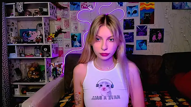 Snapshot of Maria_Hunt chatting on December 20, 2024, 3:14 am Maria Hunt online show from December 20, 2024, 3:14 am