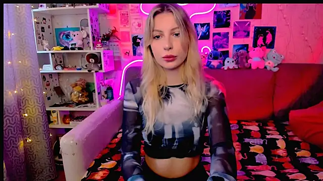 Snapshot of Maria_Hunt chatting on January 18, 2025, 3:53 am Maria Hunt online show from January 18, 2025, 3:53 am