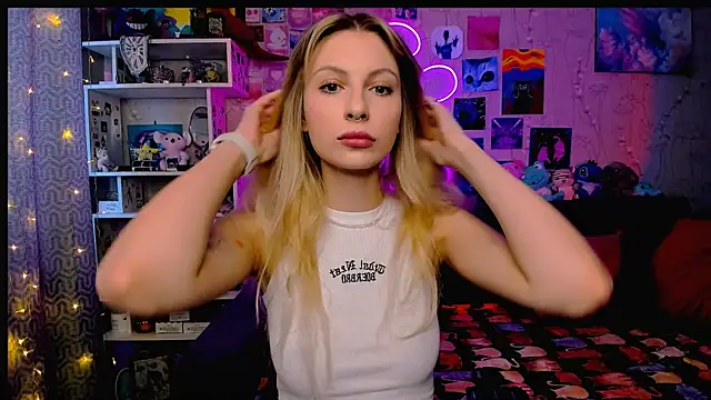 Snapshot of Maria_Hunt chatting on February 20, 2025, 2:29 am Maria Hunt online show from February 20, 2025, 2:29 am
