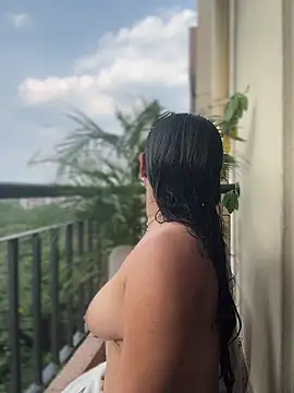 Pretty Isadora online show from March 25, 2026, 8:26 pm