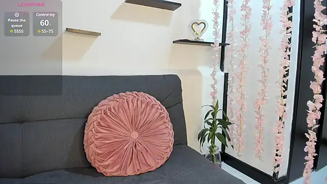 on tefa online show from January 26, 2025, 11:39 pm