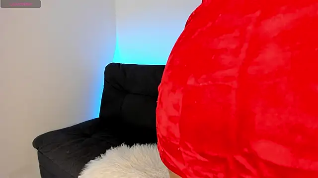 on tefa online show from March 18, 2025, 10:04 pm