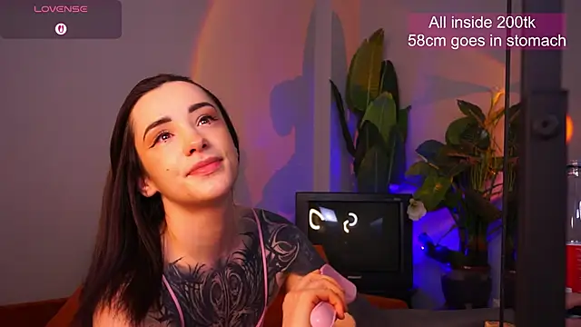 EvaCanton online show from April 1, 2026, 2:01 am