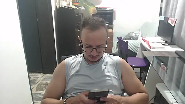 jacob strokes01 online show from July 28, 2026, 1:34 am